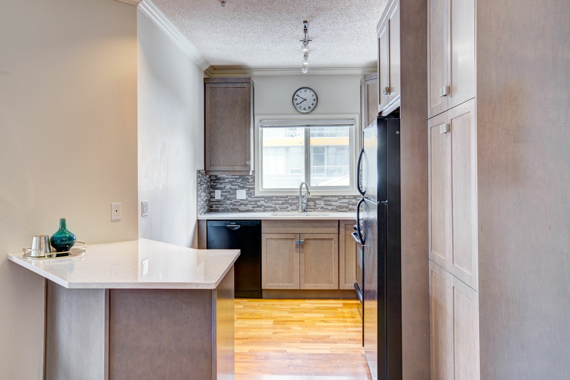Suite Digs - Genesis YYC Buitenkant foto