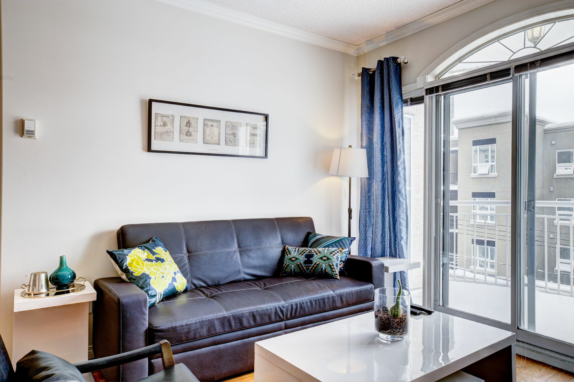 Suite Digs - Genesis YYC Buitenkant foto