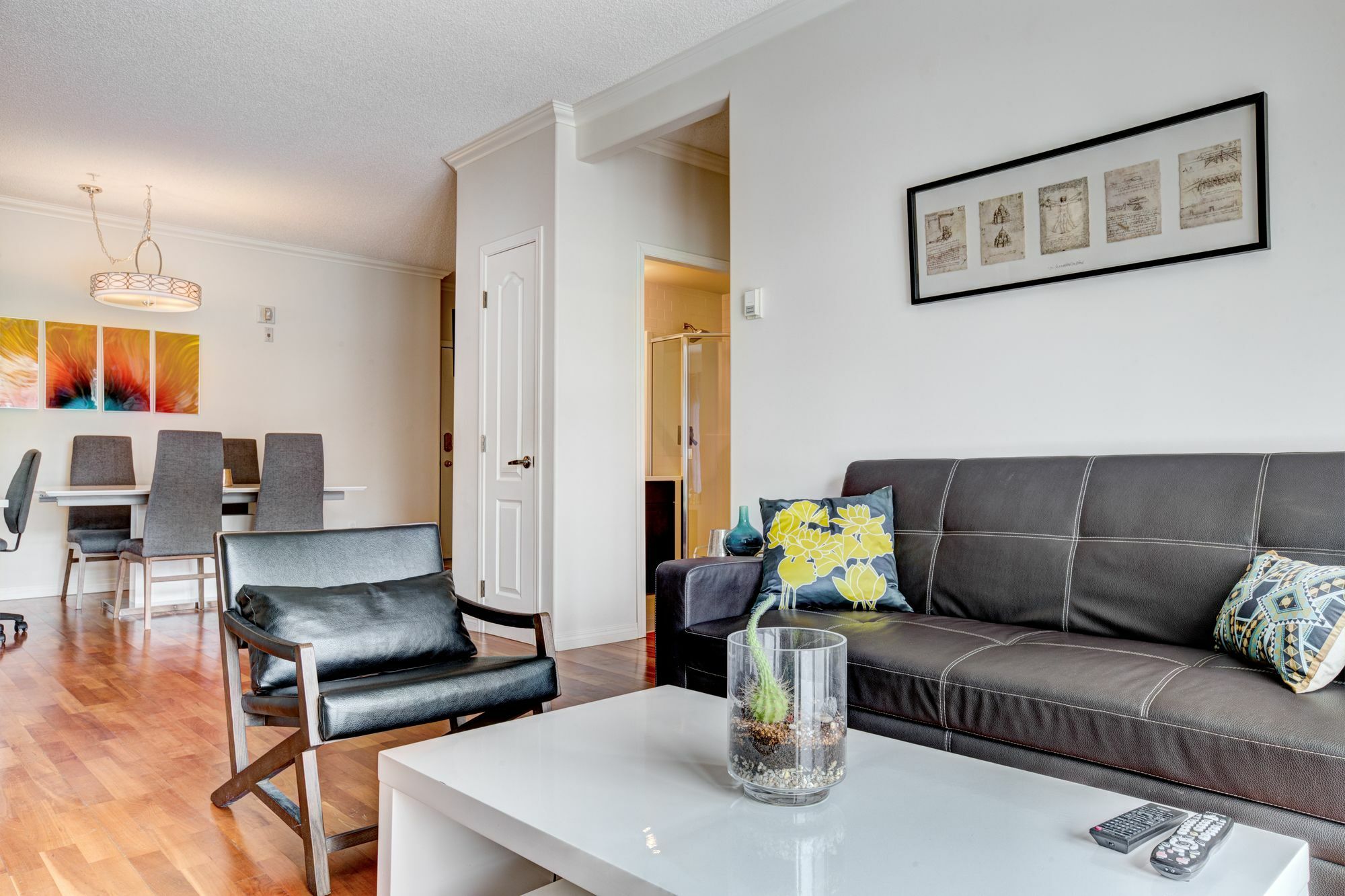 Suite Digs - Genesis YYC Buitenkant foto