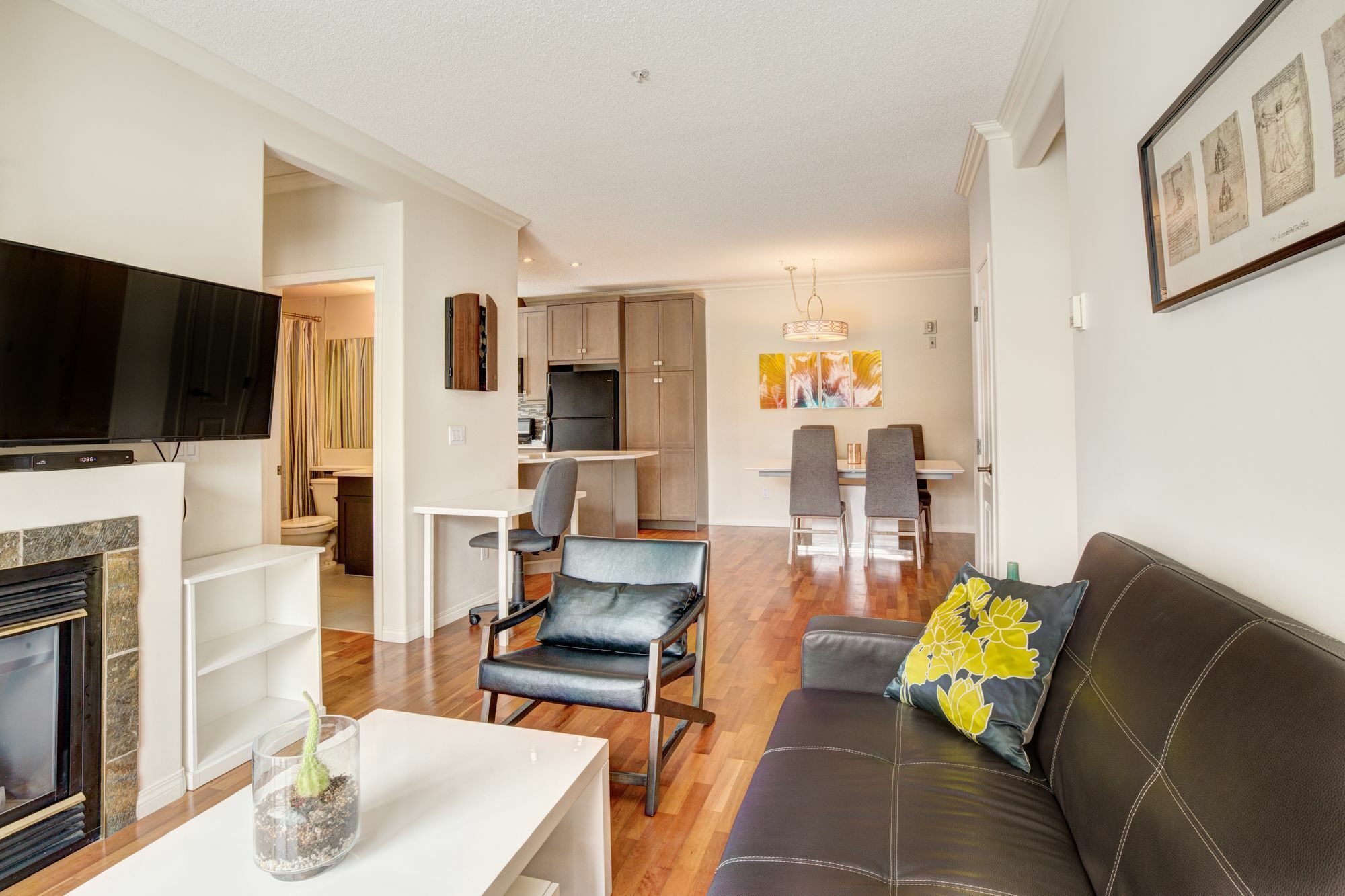 Suite Digs - Genesis YYC Buitenkant foto